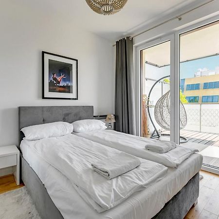 Grand Apartments - Apartament Tre Mare - By The Sea กดัญสก์ ภายนอก รูปภาพ