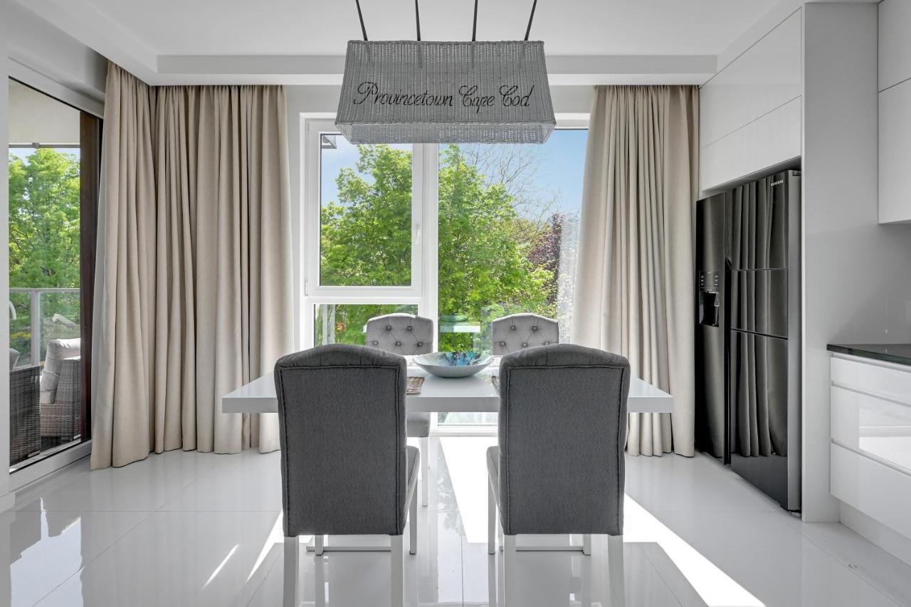 Grand Apartments - Apartament Tre Mare - By The Sea กดัญสก์ ภายนอก รูปภาพ